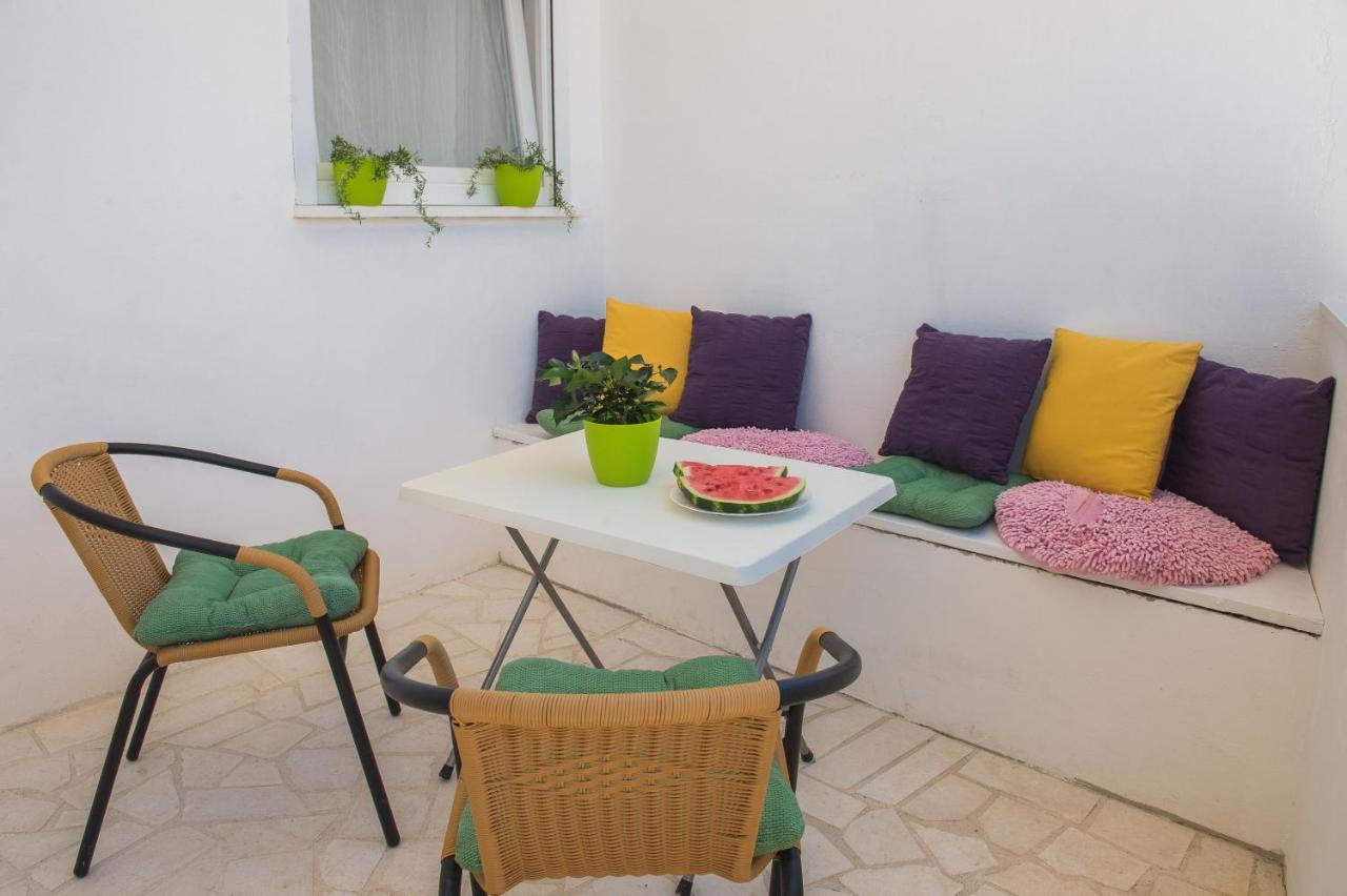 Apartmani Stine Donji Okrug  Exterior photo